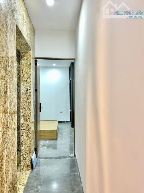 Nhà Giải Phóng, 6 tầng kinh doanh, thang máy, dòng tiền, 10 phòng kín, - 5