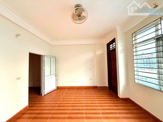 Bán Nhà Mới 50m2 - 5T- LK Văn La- KĐT Văn Phú- Đường 2 ô tô tránh- sổ vuông- Nhỉnh 13 tỷ - 5
