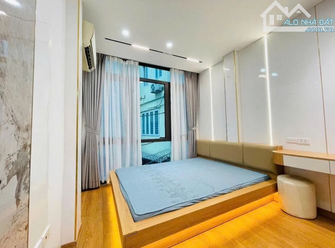 Bán nhà cạnh đại học thương mại, xây mới, thang máy nhập, gần ô tô, tiện ích. - 5