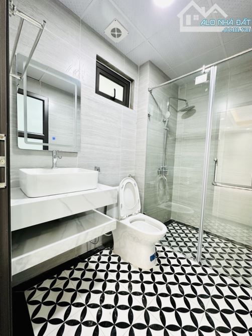 🏘 CỔ NHUẾ, 34m t2, 6 Tầng, mới, ô tô qua cửa, lô góc, ngõ to nông - 7