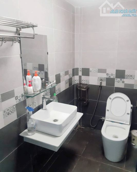 Bán nhà mặt tiền đường 14m KDC Him Lam Phường Bình Đông TP.HCM. Nhà đẹp đầy đủ tiện ích - 6