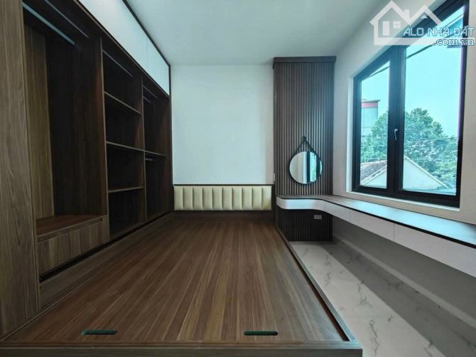 Bán nhà Lại Yên lô góc 42m2 mặt tiền 4m 4 tầng 4 ngủ gần hồ, trường học, chợ 4 tỷ 9 - 5