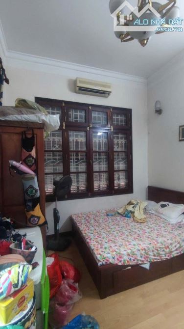 BÁN NHÀ PHỐ VÕNG THỊ, TÂY HỒ, NGÕ Ô TÔ TRÁNH, RẤT GẦN HỒ, DT 156M2 * MT 9.8M* GIÁ 36 TỶ - 6