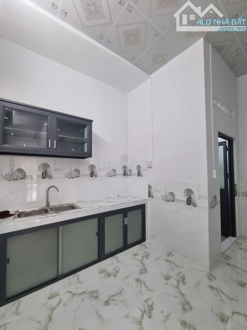 Bán nhà góc 2 mặt tiền hẻm Hoàng Quốc Việt, gần bánh Xèo Bảy Tới - 6