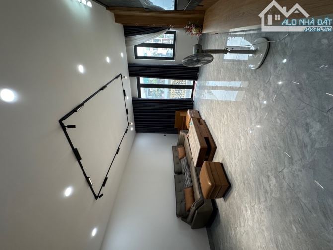 Nhà 5 Tầng - DT 130m2(5.5x23) HXH Khu Bàu Cát - Phường 11 - Tân Bình - 6