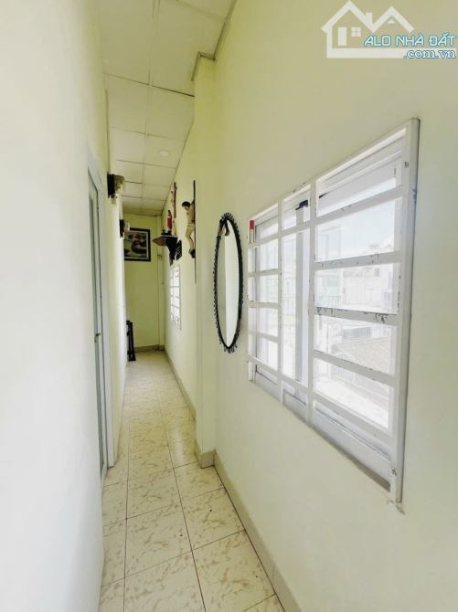 Bà Hạt. Q10. Hiện trạng 2 căn vừa ở vừa cho thuê. Gần 60m. 5 tầng BTCT. 8Pn. Giá 10,x tỷ. - 6