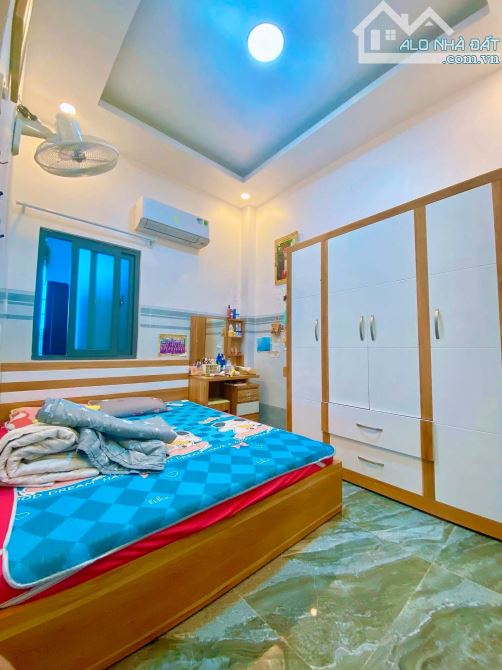 NHÀ 2 TẦNG NGAY LÃ XUÂN OAI, LÊ VĂN VIỆT - ĐƯỜNG Ô TÔ TRÁNH - 90M2  TẶNG NT SANG TRỌNG - 7