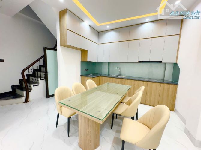 ĐỖ ĐỨC DỤC - MỄ TRÌ - TT HỘI NGHỊ QG - LÔ GÓC - 6 TẦNG THANG MÁY - NỘI THẤT ĐẸP - 9.15 TỶ - 7