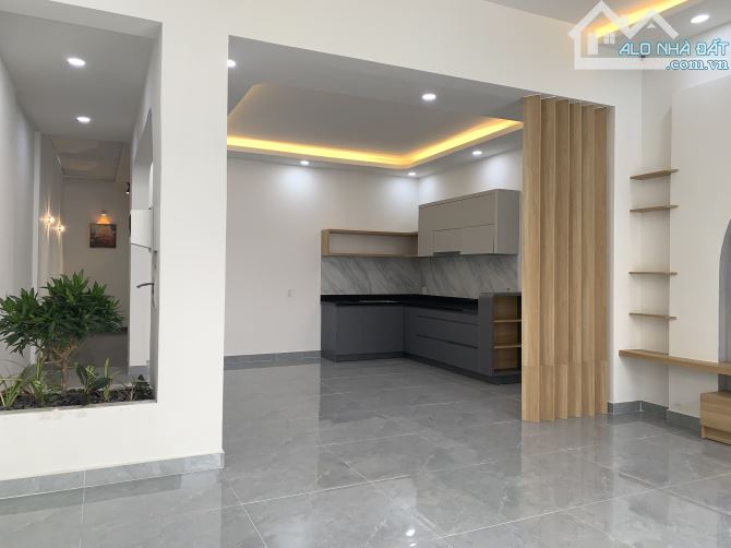 Bán nhà đẹp hẻm xe hơi 7 chỗ quay đầu – SHR – Ấp 4, xã Đông Thạnh, Hóc Môn – Giá tốt - 7