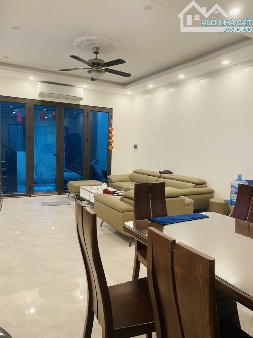 NHÀ MỚI ĐẸP PHỐ AN DƯƠNG 61m2, 4T, NỘI THẤT XỊN, NGÕ THÔNG, GẦN Ô TÔ - 8