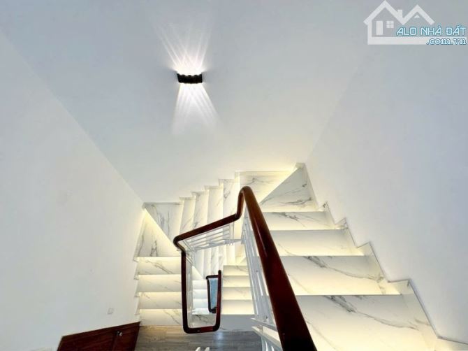 Bán nhà BTCT 1 trệt 2 lầu Huỳnh Tấn Phát Q7, 4PN, 45m², chỉ 5.5 tỷ - 8