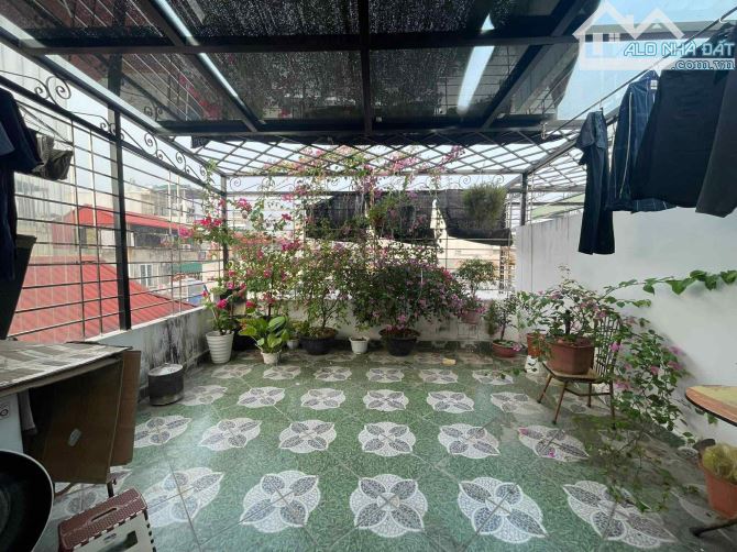 TÔI LÀ CHỦ NHÀ CẦN BÁN CĂN NHÀ tại XÃ ĐÀN 35 x 5 tầng 9,3 tỷ - 8