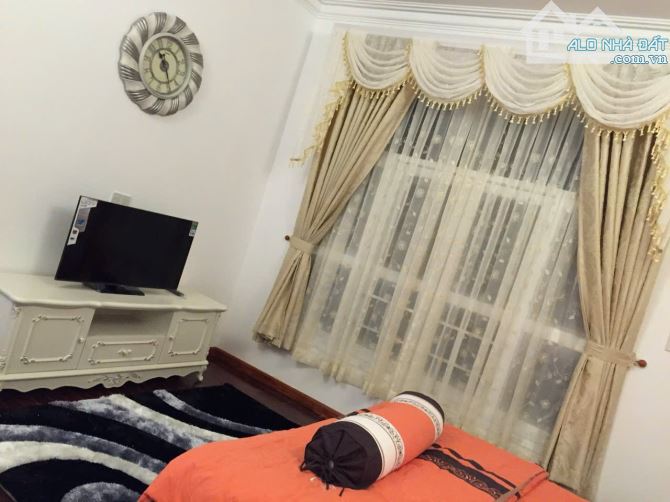 Bán Biệt Thự 2mt,Khu K300,P,12,Tân Bình,Dt: (12x21),Hầm 3 Tầng,Giá 62 Tỷ,TL - 9