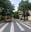 BÁN LIỀN KỀ , LÔ GÓC, KĐT XUÂN PHƯƠNG, FORESA 8, 135M2, GIÁ 28 TỶ