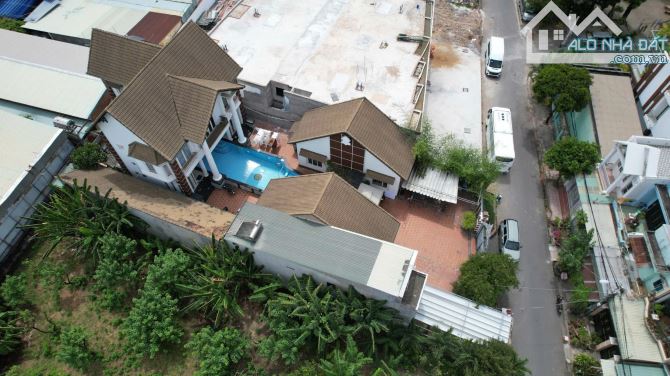 BIỆT THỰ HỒ BƠI SIÊU RỘNG – DT 865M²(NGANG 19M) – KIẾN TRÚC TÂN CỔ ĐIỂN - 6