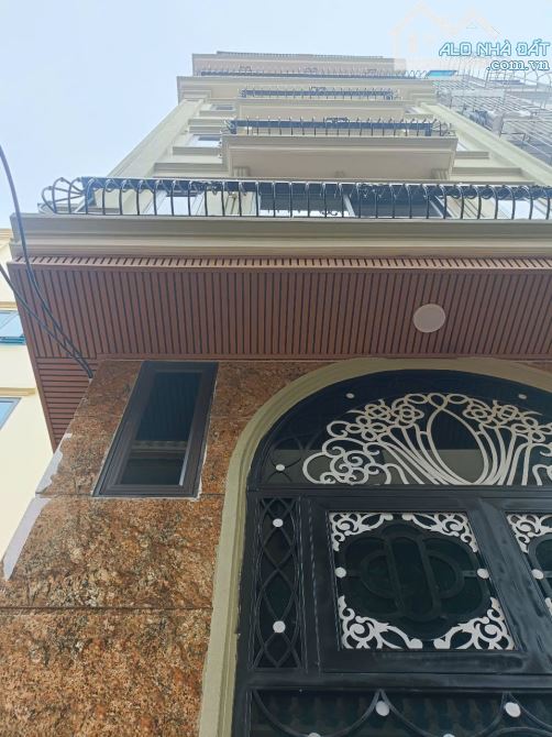 Siêu Phẩm Lô Góc Trịnh Văn Bô 42m2 – 7 Tầng Thang Máy – Full Nội Thất Châu Âu, 8.15 Tỷ