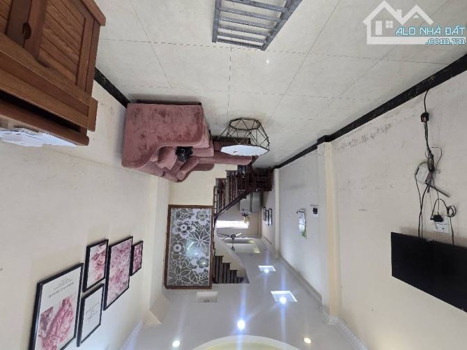 PHỐ LỘC - XUÂN ĐỈNH - BẮC TỪ LIÊM - NHÀ MỚI LÔ GÓC - 35M2 - NHỈNH 7 ĐỒNG - 4