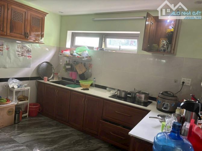 Bán nhà 4 tầng 5x18m mặt tiền Tô Hiến Thành, thành phố Quảng Ngãi - 3