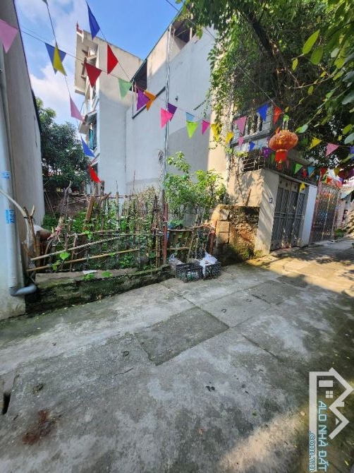 Đất ĐẠI CÁT -BẮC TỪ LIÊM 55M -MT 5 M - GIÁ 5,5 TỶ CÓ THƯƠNG LƯỢNG  💥 NGÕ NÔNG, RỘNG, OTO