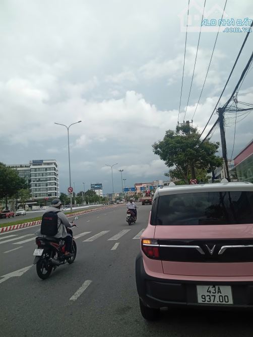 Siêu phẩm nhà 3 tầng mặt tiền kinh doanh - đường Nguyễn Hữu Thọ đoạn sầm uất nhất tuyến đư