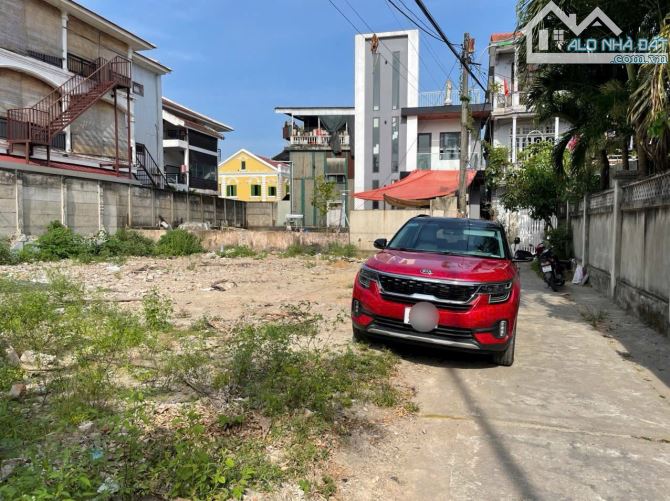 Đất kiệt ô tô Hàm Nghi, trung tâm TP Huế giá chỉ 2 tỷ