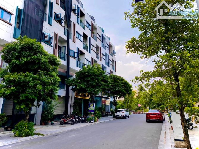 Bán nhà Galaxy Tố Hữu Vạn Phúc, 100m2*6T thang máy, mặt tiền 5m, Plo vỉa hè, giá 30 tỷ