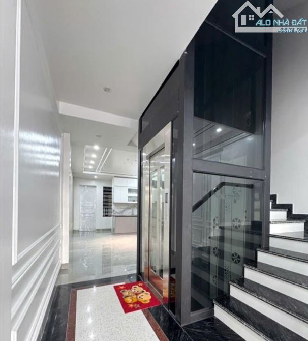 Bán nhà Lê Hồng Phong,  Đằng Lâm, Hải An,  5 tầng, 60m2, 11,95 tỷ.