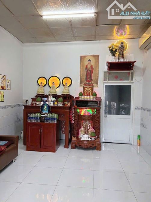 Ngộp bán căn nhà tại nguyễn thị sáng,hóc môn dt 98m2 giá 985 triệu sổ hông riêng