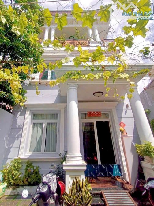 Bán nhà HXT Tô Hiên Thành Q10 .  DT : 6 x 16m , 5 Lầu Thang Máy , Giá : 25 tỷ