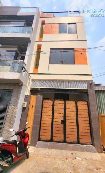 Bán nhà 3 tầng Hương Lộ 2, Bình Tân, 4.5 x 12.5m, hẻm 7m, chỉ 5.3 tỷ tl