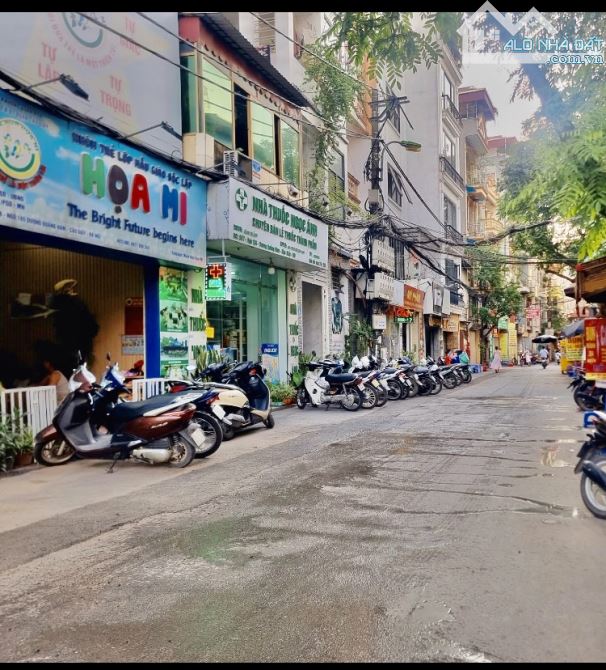 Bán nhà ngõ Kinh doanh Nguyễn Khánh Toàn, Cầu Giấy 78M MT9m Ô TÔ 3 THOÁNG