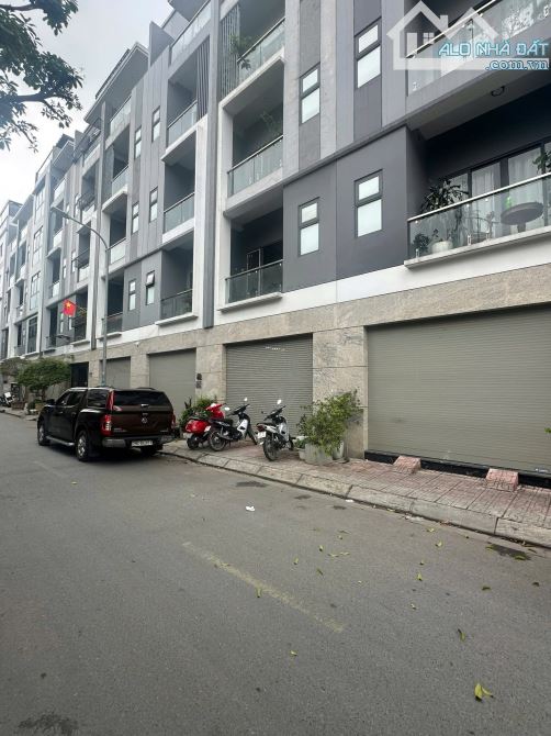 Bán liền kề Himlam - Long Biên - DT 75m 5 tầng - kinh doanh