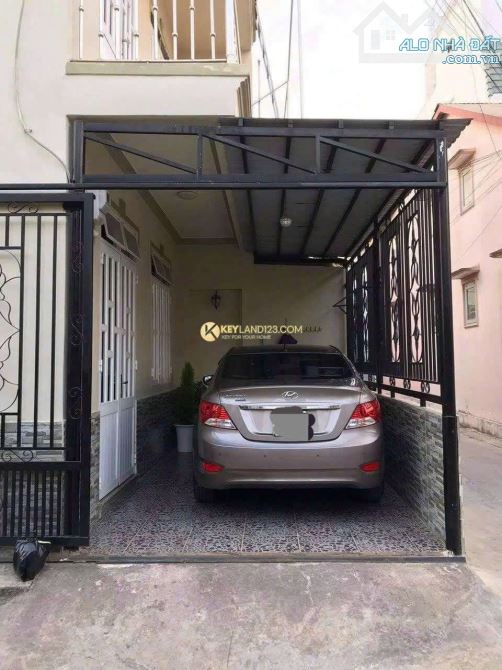 Nhà Phường Lâm Viên Đà Lạt - 2 Tầng, 4 Phòng, Hẻm 2 Ô tô tránh nhau- Sổ Sẳn Chờ Giao Dịch