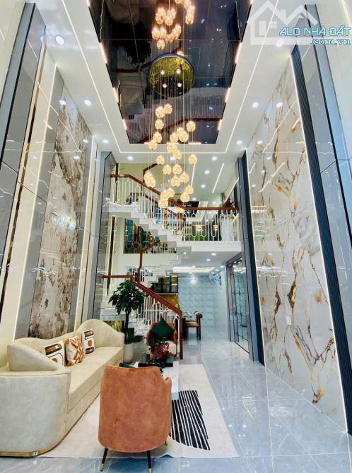 Siêu Phẩm 488/25 Phạm Văn Chiêu – Nhà Đẹp Như Biệt Thự – Xông Hơi, Gara – Giá Tốt