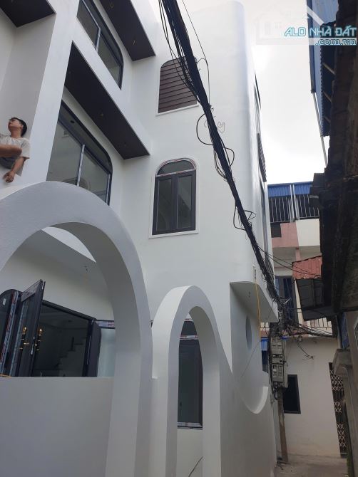 Bán nhà trong ngõ đường Trần Nhật Duật