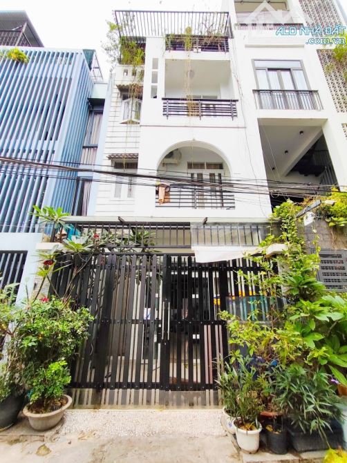BÁN NHÀ 4 TẦNG 96M² – 6PN – HẺM Ô TÔ – GẦN BV LÊ VĂN THỊNH – GIÁ 10.5 TỶ