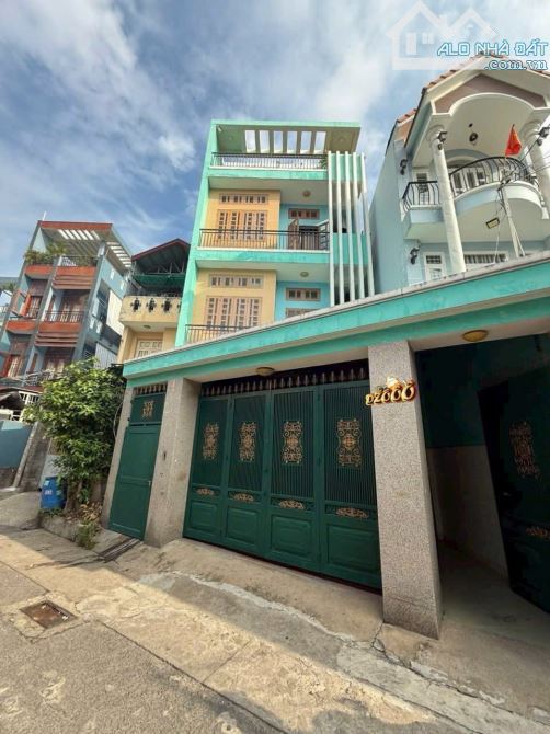 Bán CHDV kế đh Ngân Hàng - 4 Tầng - thu nhập 90tr/ tháng - Linh Chiểu