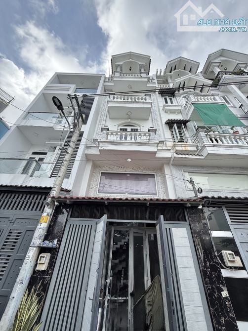 NGAY PHẠM VĂN BẠCH, 5 TẦNG, 4 x 14m, 56m² CN ĐỦ, HXH, 4PN MASTER, KHU ĐỒNG BỘ, GIÁ 7 TỶ 02