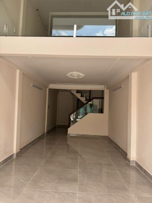 🏡TRUNG TÂM QUẬN 5 - MẶT TIỀN GIÁP QUẬN 1 - 4 TẦNG - 3PN - KHU VỰC KINH DOANH SẦM UẤT