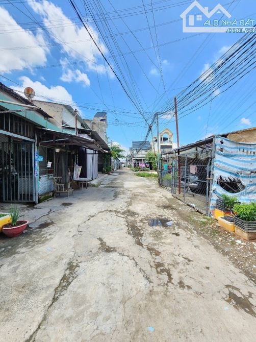 đất 120m2 , 6x20m giá 2,58 tỷ bao rẻ, p.An Phú, Tp.Thuận An