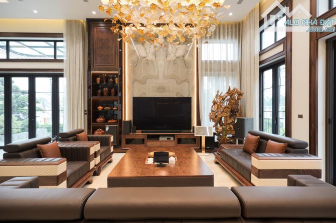 Hàng hiếm biệt thự An Khang, Dương Nội 200m2 MT9m 2 mặt đường gần công viên Thiên Văn Học