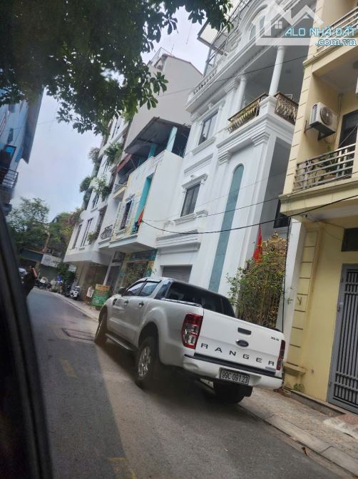 CẦN BÁN NHÀ 3TẦNG TTTP BẮC NINH