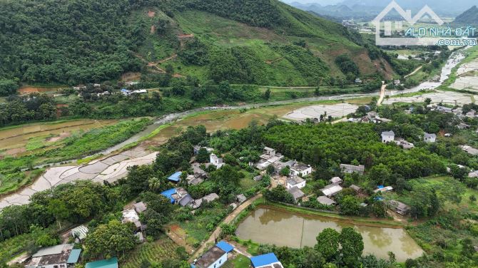 1000m2 đất Kim Bôi, Hoà Bình, 200mTC, Mt 30m, ô tô tránh, bằng phẳng, 1,1 tỷ