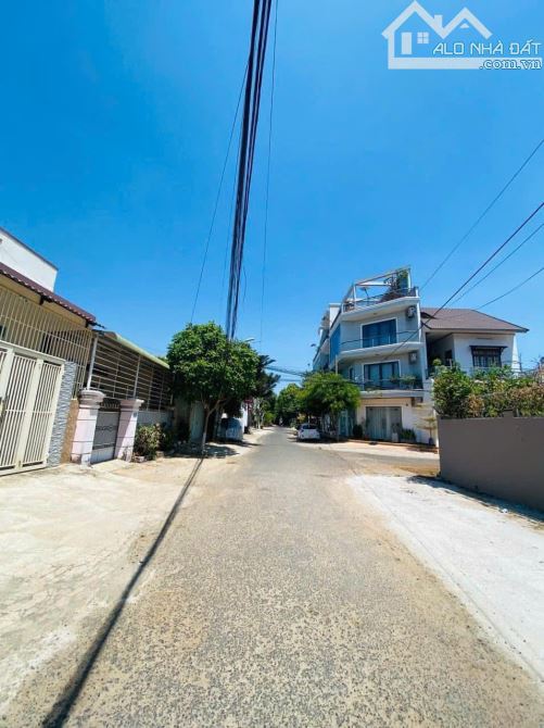 💥Đất 100%, 4,5*27m,hẻm 109 Mai Hắc Đế,gần Eco Park,ngay Trung Tâm Thành Phố,nhiều lô khác