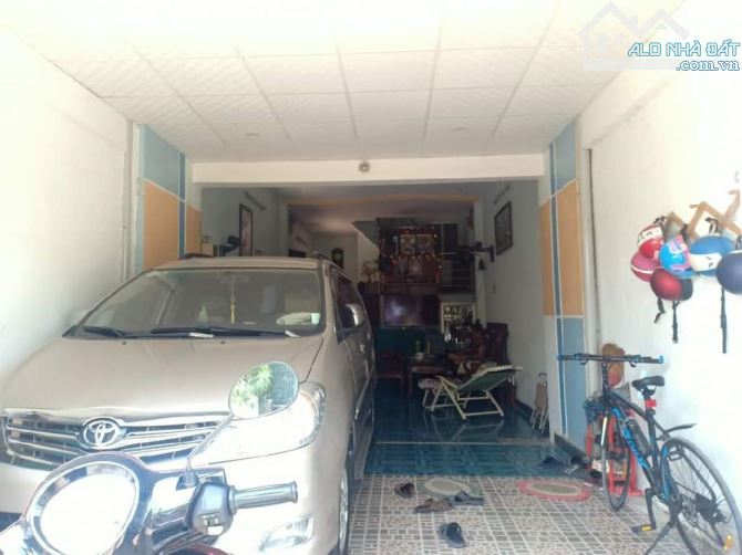 Nhà Bán , 4.1m x 29m , 2 Tầng , 4 PN , xe hơi ngủ trong nhà, giá 7.4 tỷ