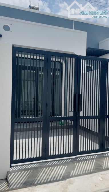 Nhà Hẻm Ôtô Sân Bóng Duy Khổng Gần Đại Học Trà Vinh