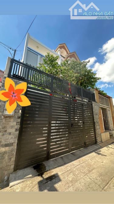 Bán Nhà Bình Tân , An Dương Vương, Biệt Thự 3 Tầng , 120m2   , Chỉ 10.3 Tỷ (TL)
