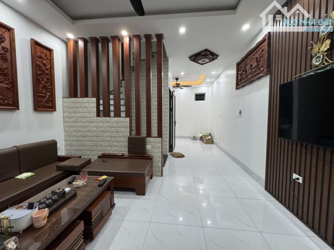 Anh Tứ cần bán nhà Tây Mỗ. 42m2- 4,5 tầng - 7,4 tỷ.