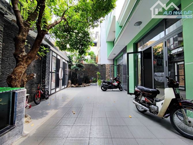GIẢM SÂU 5 TỶ! BÁN NHANH NHÀ CHÍNH CHỦ KẾ LÝ THƯỜNG KIỆT, TÂN BÌNH - 220M² 3 TẦNG HXH 6M.