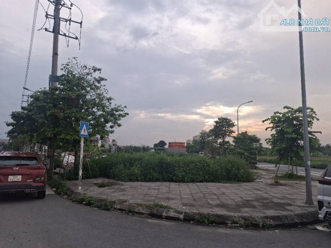 Bán Đất Đông Hội Đông Anh - Hàng xóm vin cổ Loa - Tái định cư bộ công an - 90m m mặt tiền